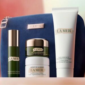 La Mer Skincare Set in Navy Blue, White, Green and Gold